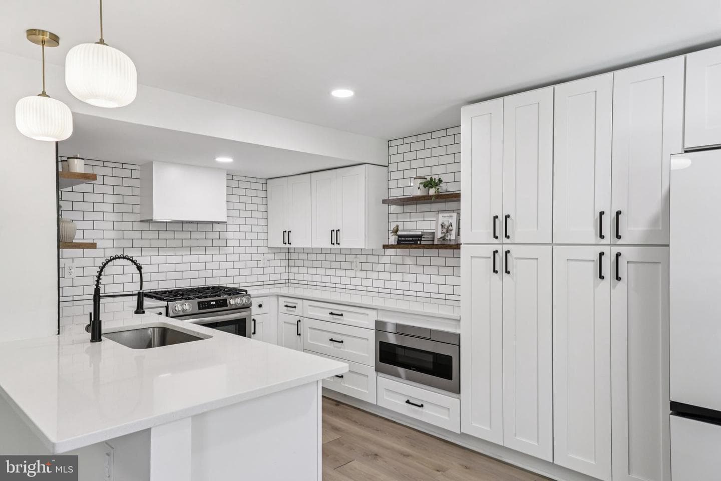 4321 Gramercy Circle photo 3