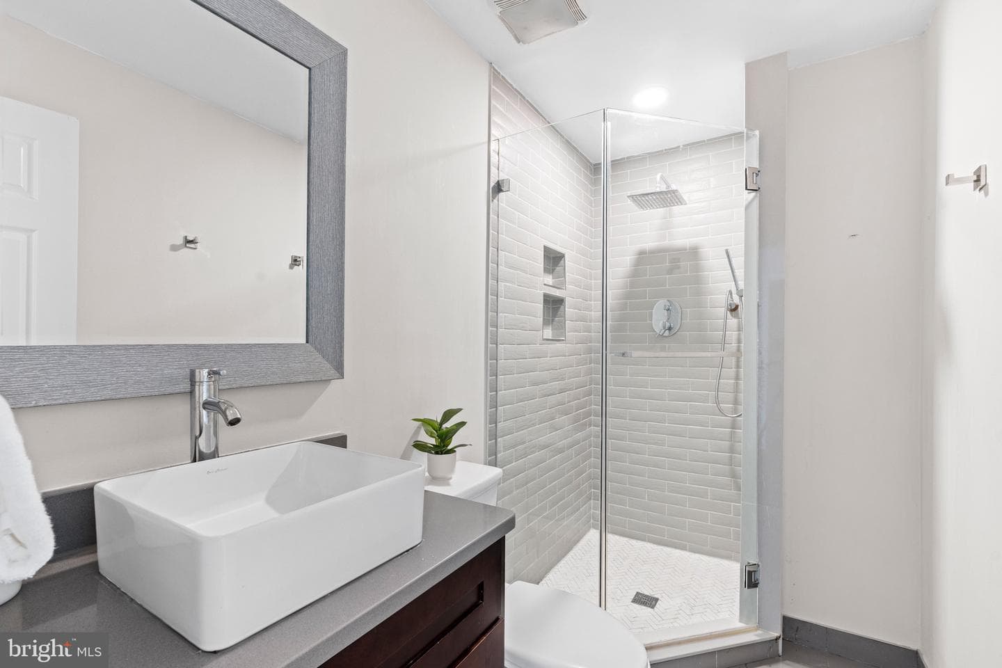6836 Compton Heights Circle photo 39