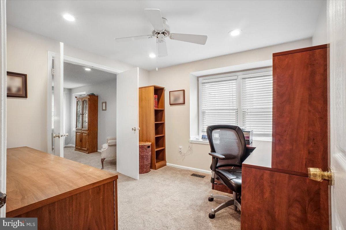 9739 Ironmaster Drive photo 28