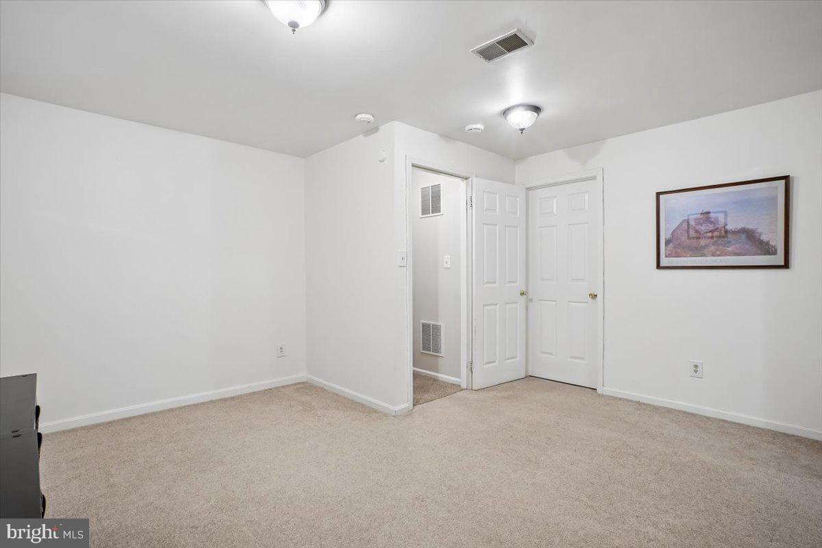 9739 Ironmaster Drive photo 39