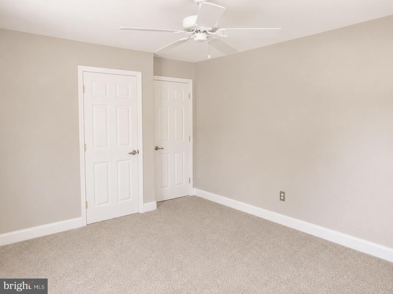 8909 Sylvania Street photo 15