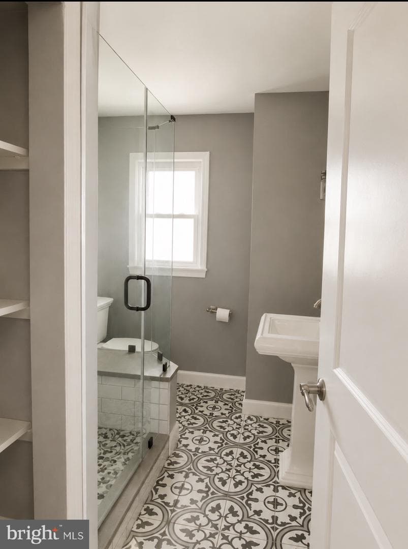 8909 Sylvania Street photo 16