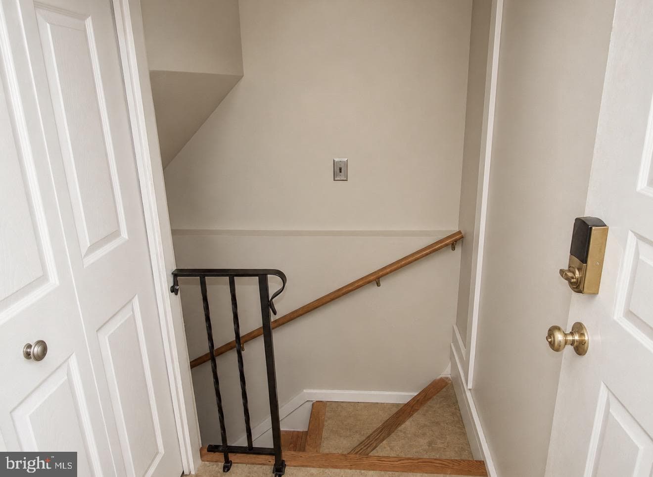 8909 Sylvania Street photo 18