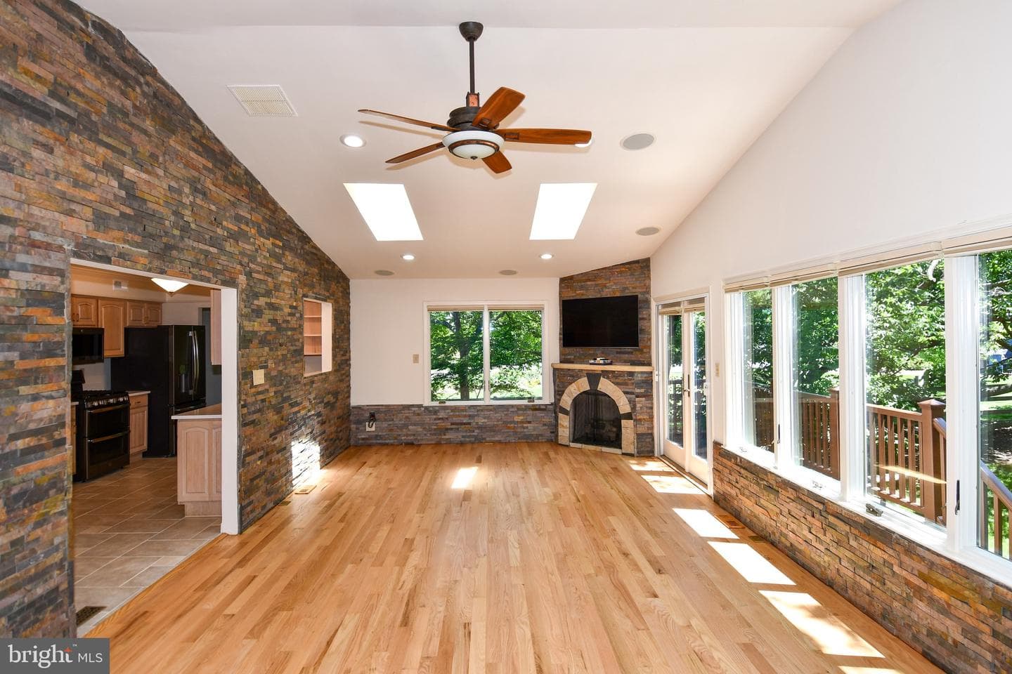 11061 Tottenham Lane photo 28