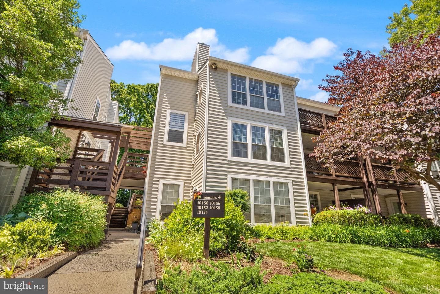 10158 Oakton Terrace Road photo 3