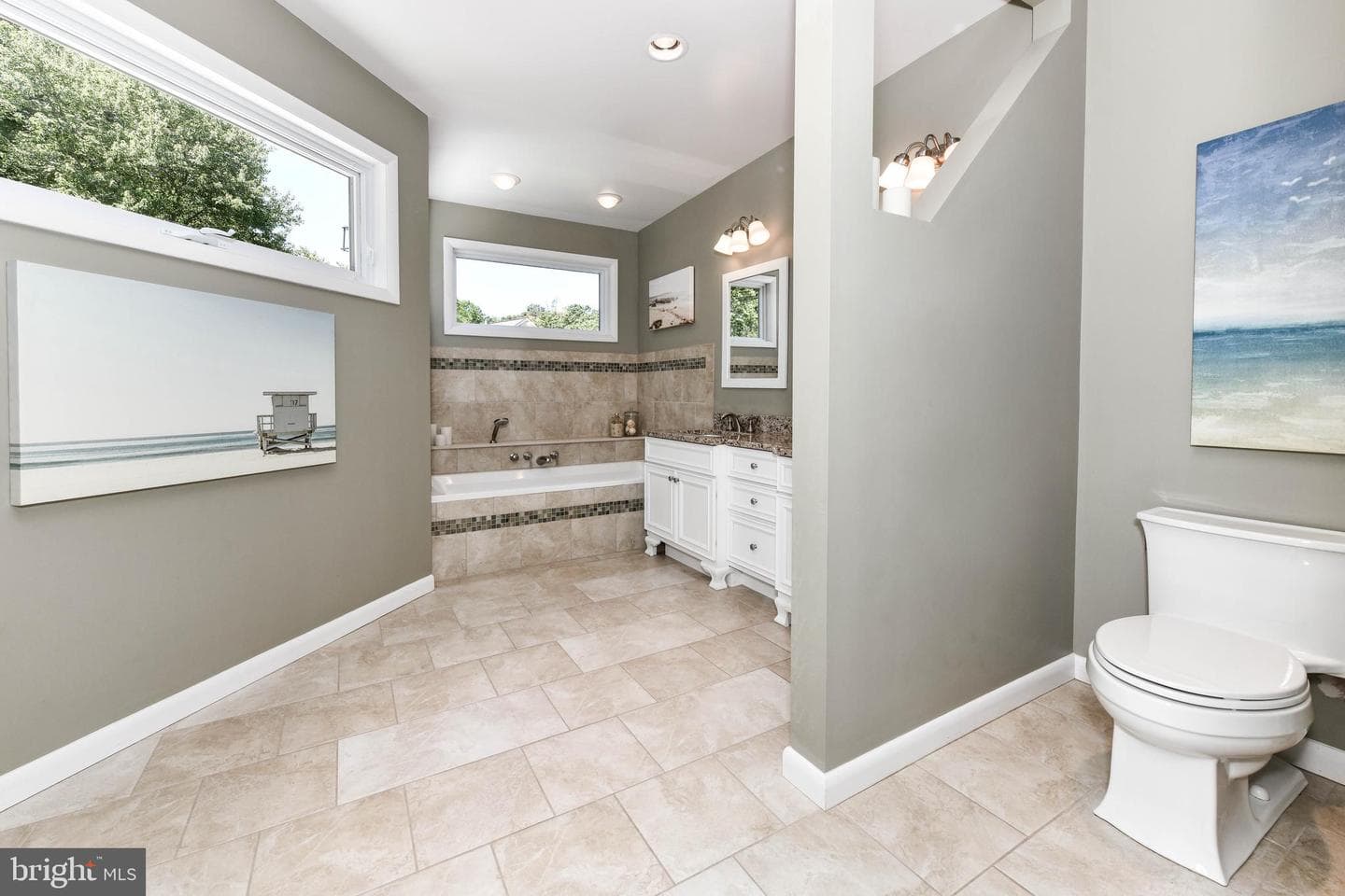 8318 Woodacre St photo 24