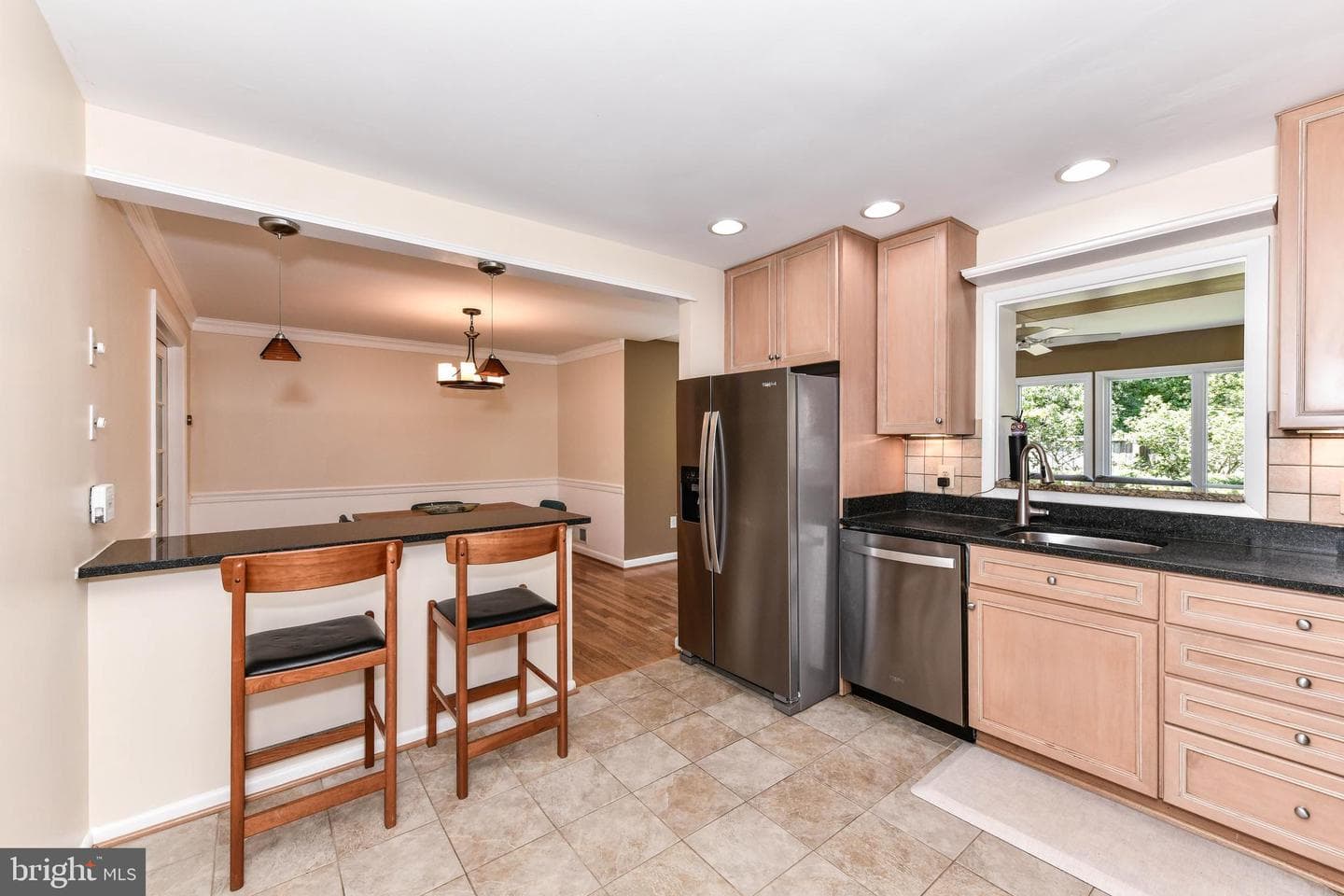 8318 Woodacre St photo 9