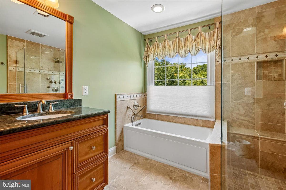 9574 Lagersfield Circle photo 25