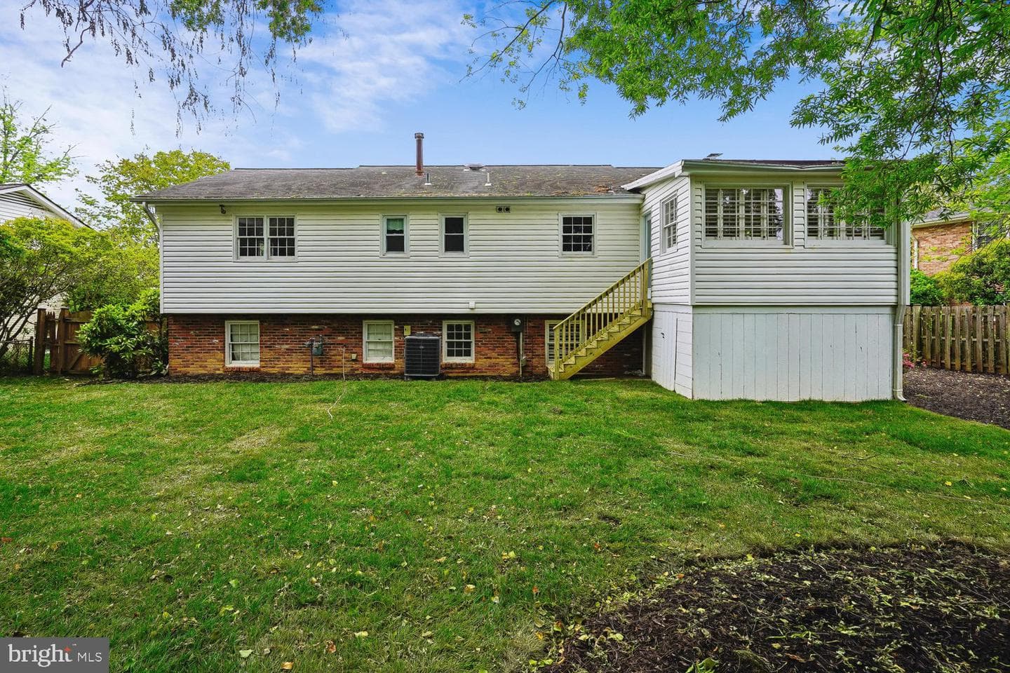7814 Friars Court photo 25