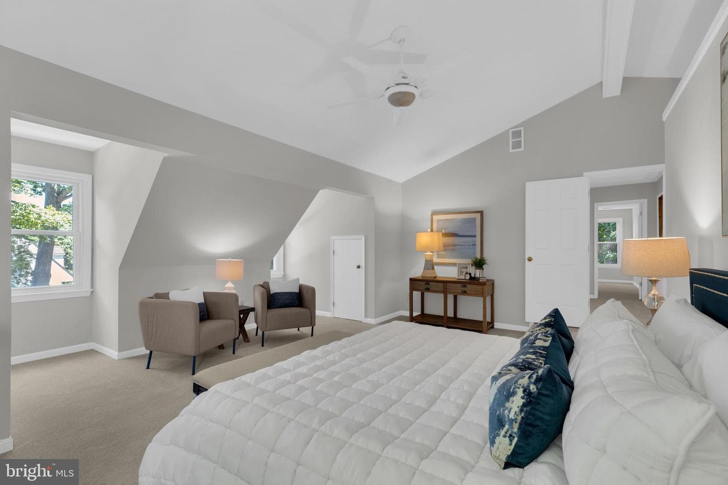 9695 Holly Oak Court photo 5