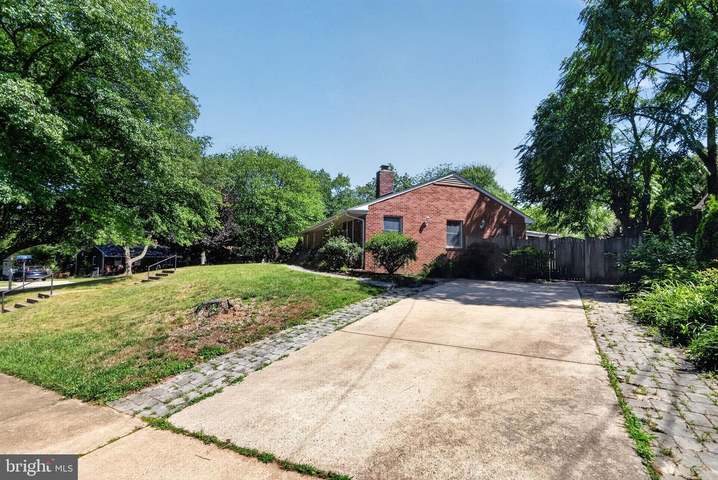 6101 Tonto Court, Alexandria