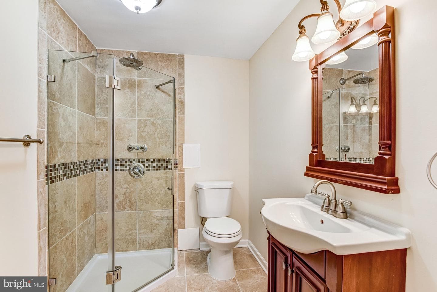 5579 Glasgow Woods Court photo 21