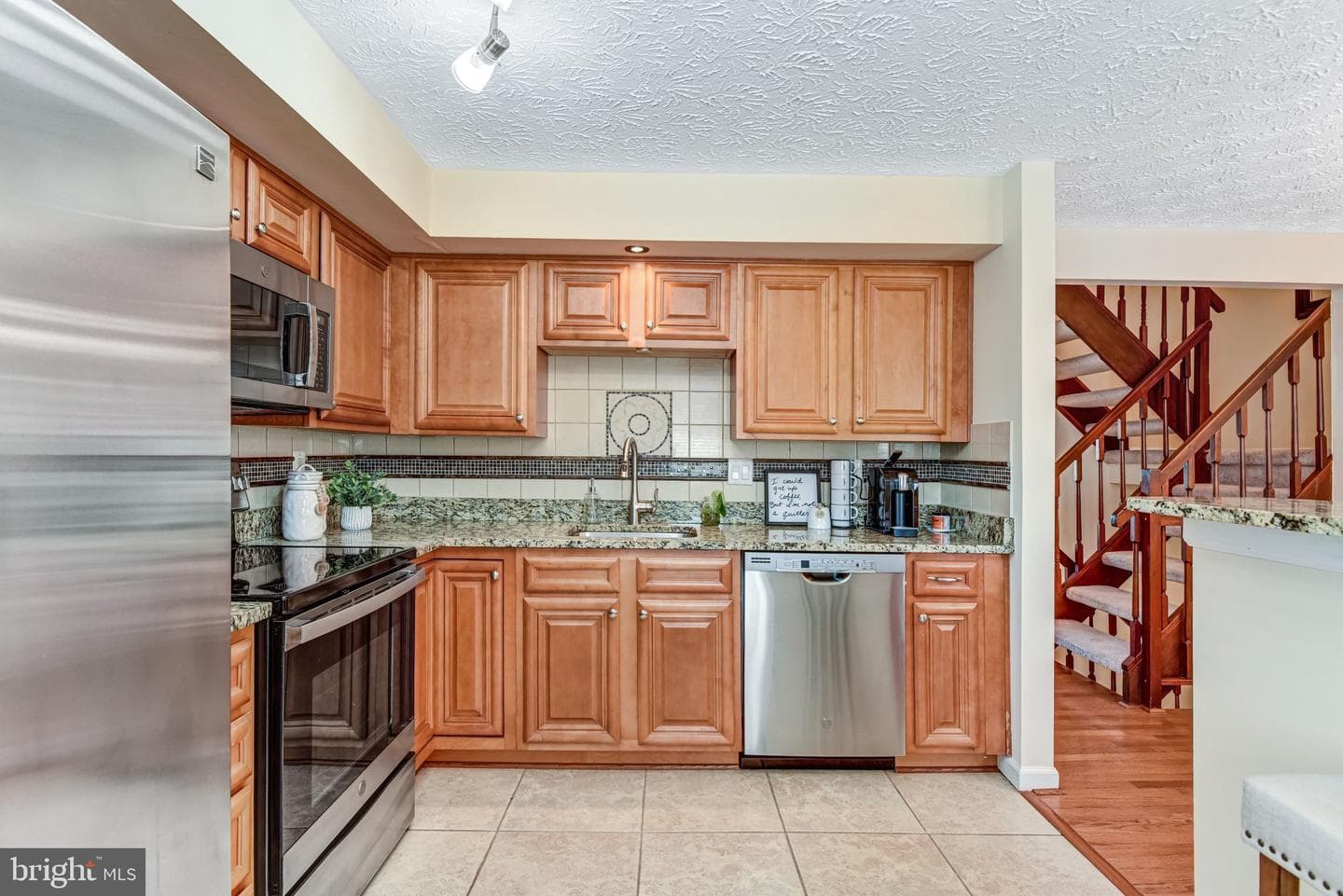 5579 Glasgow Woods Court photo 8