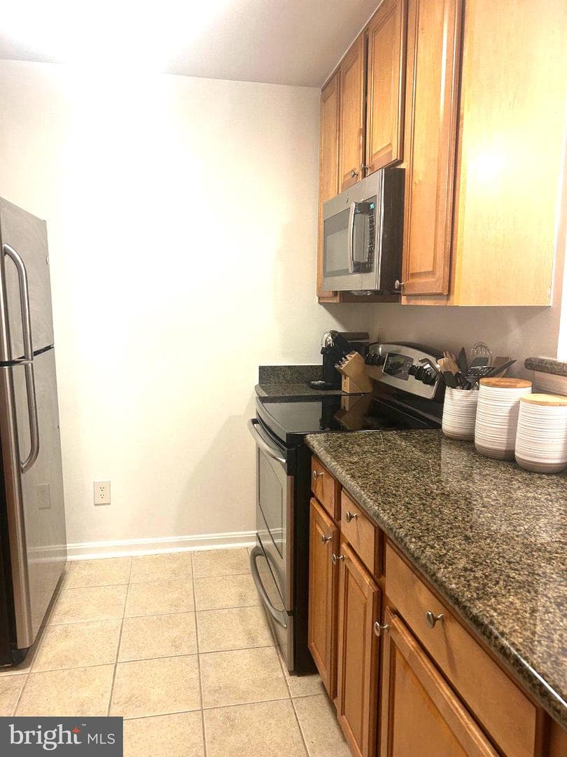 3176 Summit Drive #4-D7 photo 5