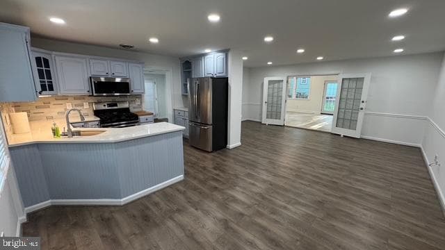 5313 Nutting Drive photo 2