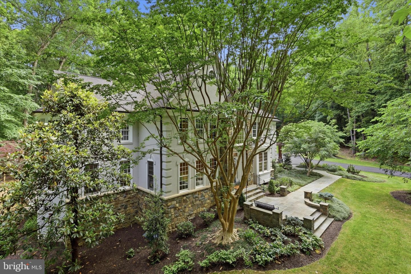 7211 Twelve Oaks Dr photo 3