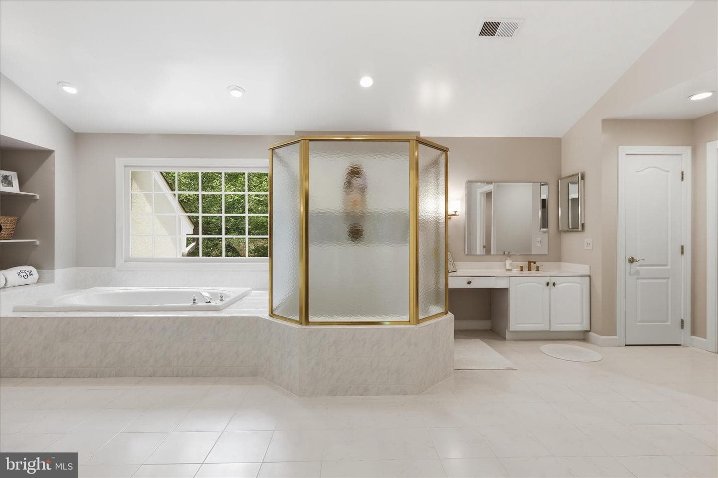 7211 Twelve Oaks Dr photo 37