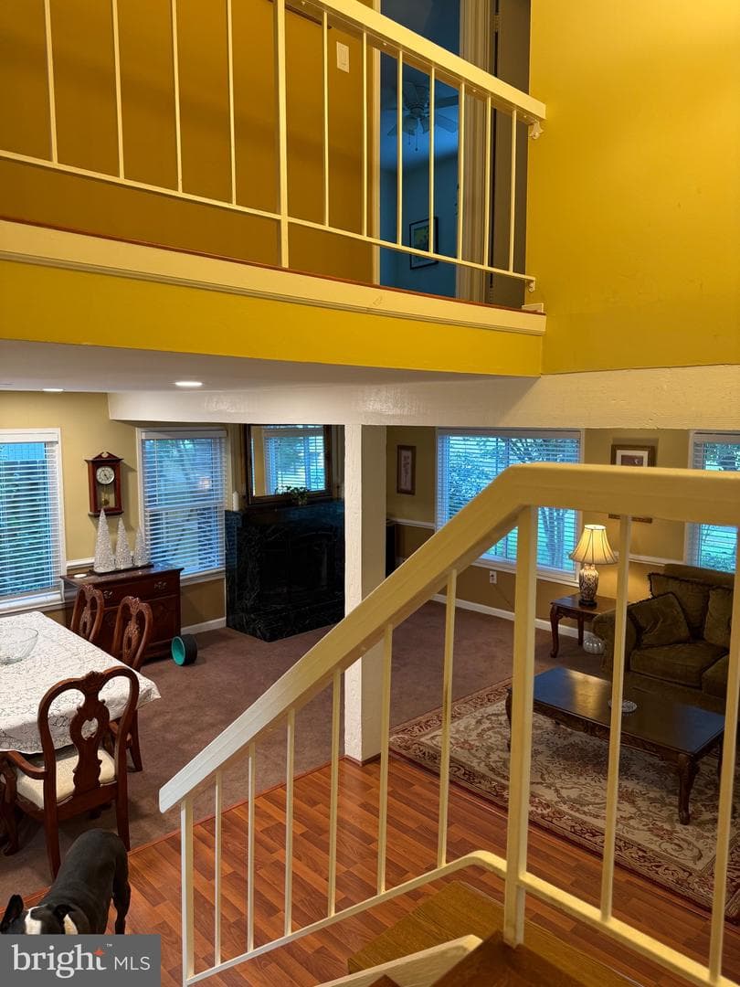 6820 Vantage Dr photo 12