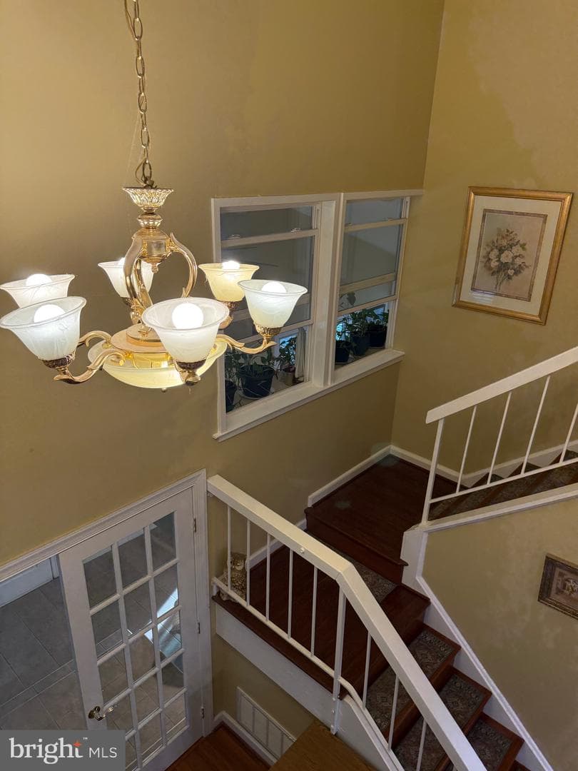 6820 Vantage Dr photo 18