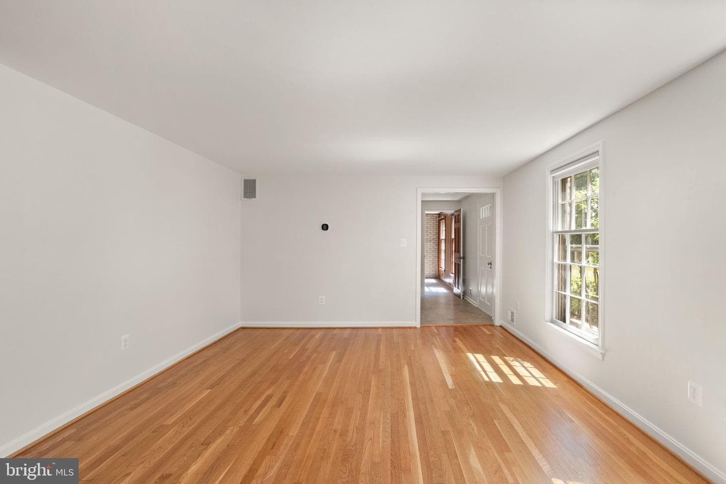 4018 Robertson Boulevard photo 10