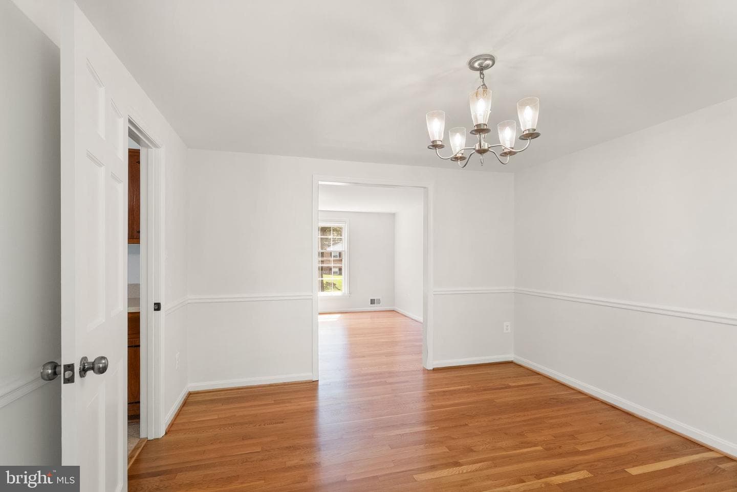 4018 Robertson Boulevard photo 14