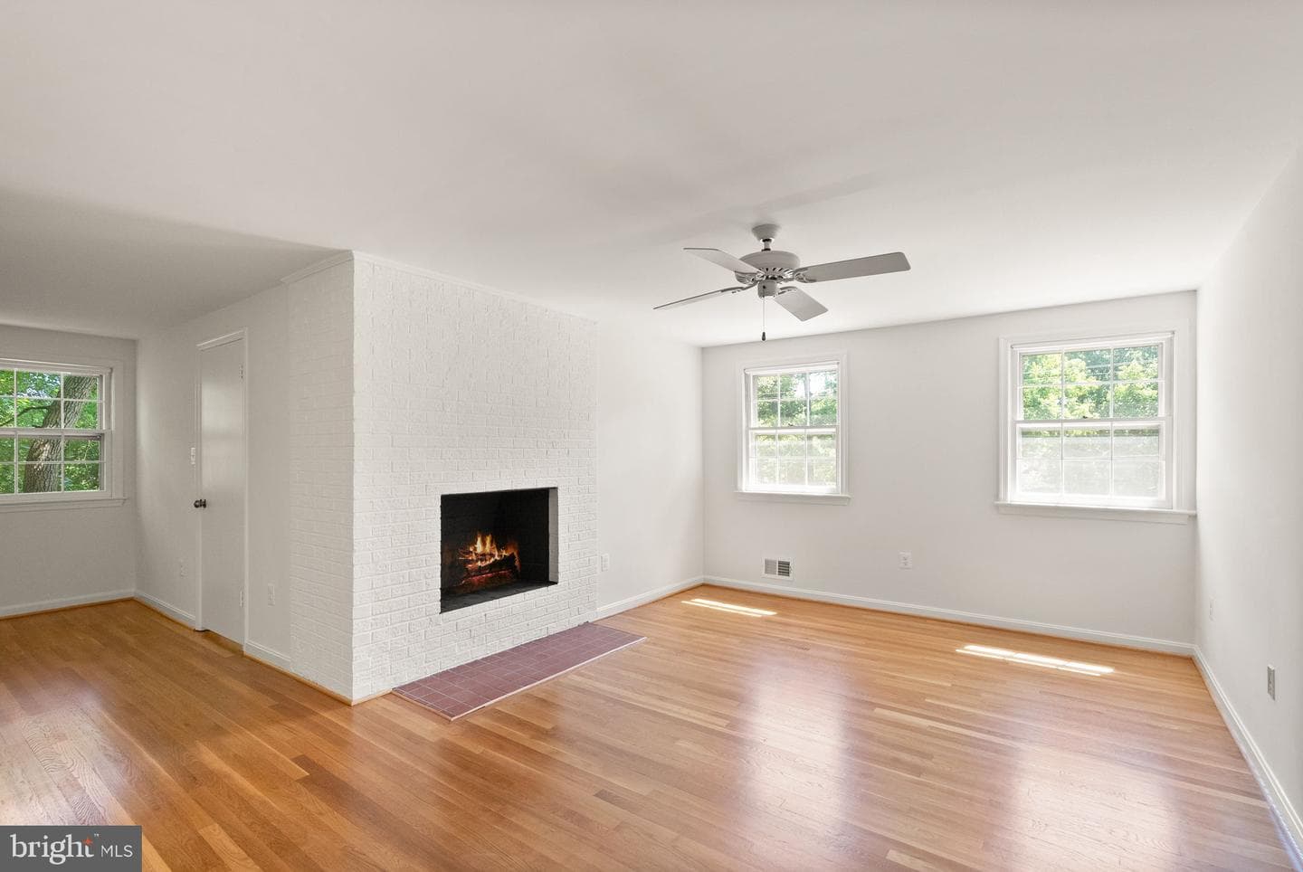 4018 Robertson Boulevard photo 28