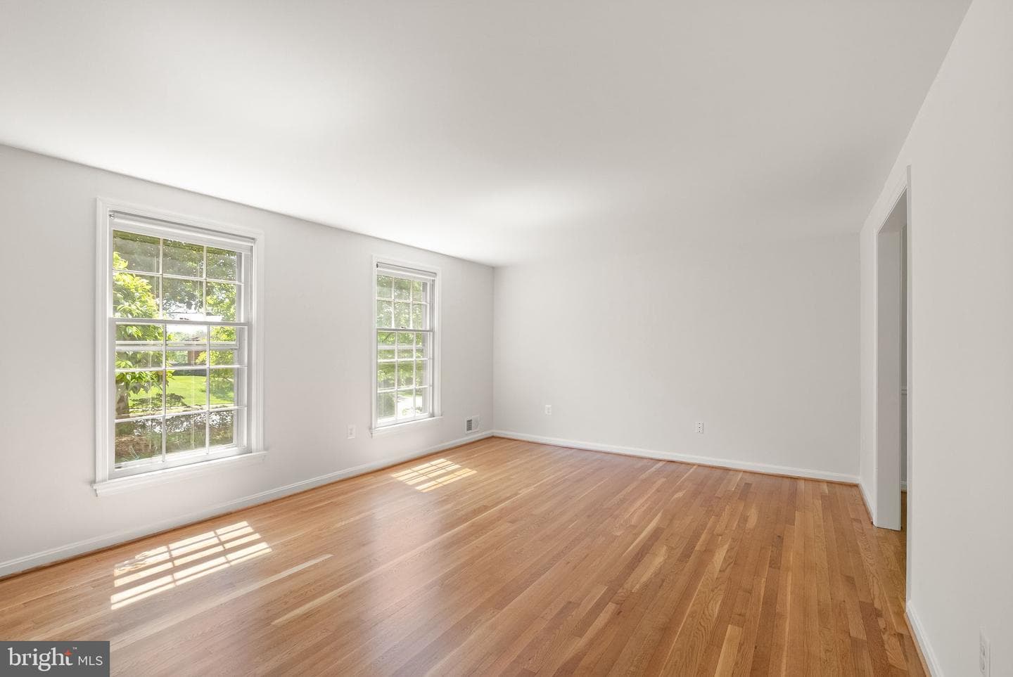 4018 Robertson Boulevard photo 8