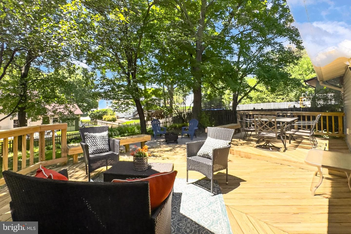 6908 Rochambeau Place photo 50