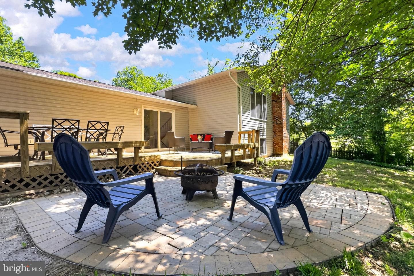 6908 Rochambeau Place photo 54