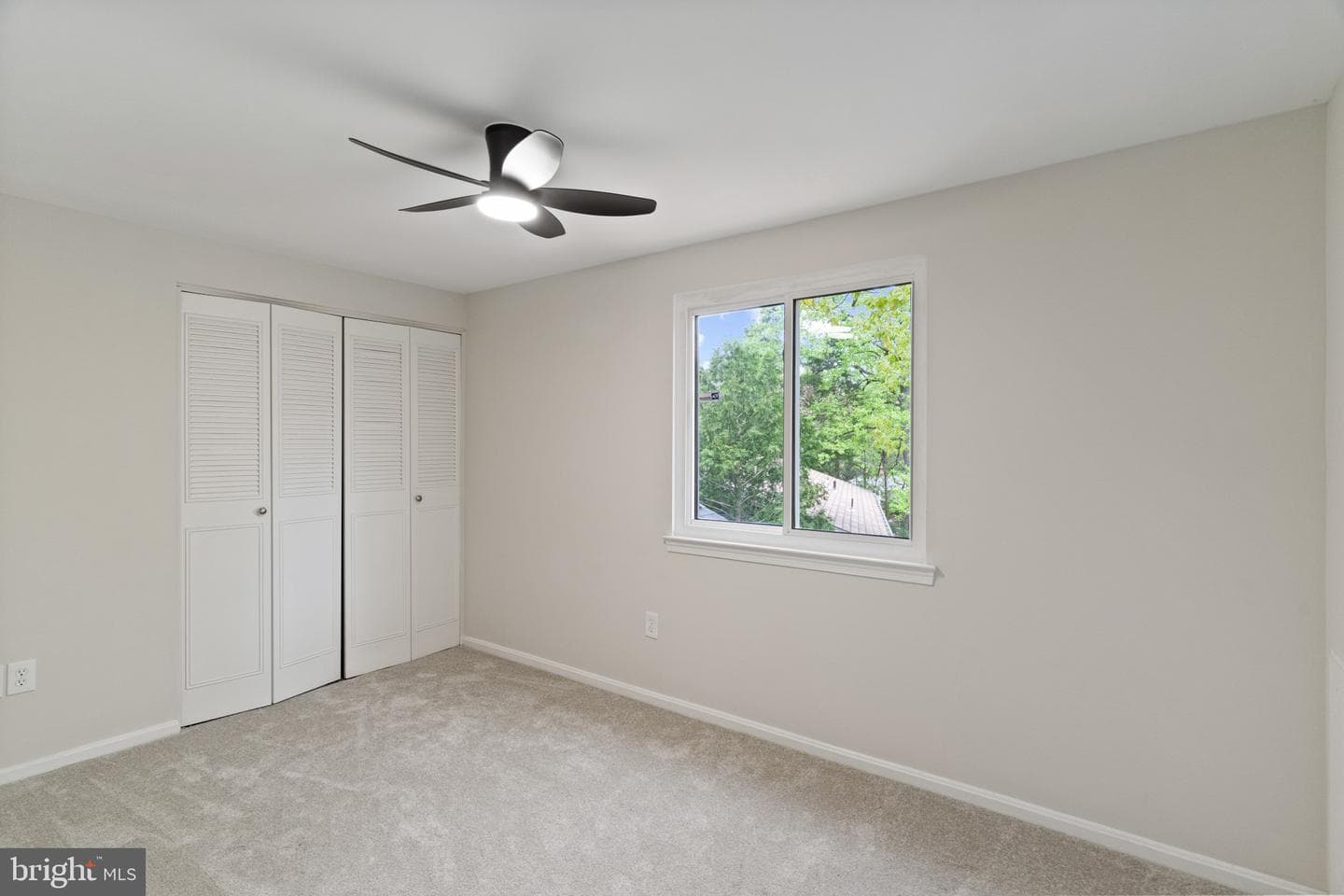 5105 Walport Lane photo 17