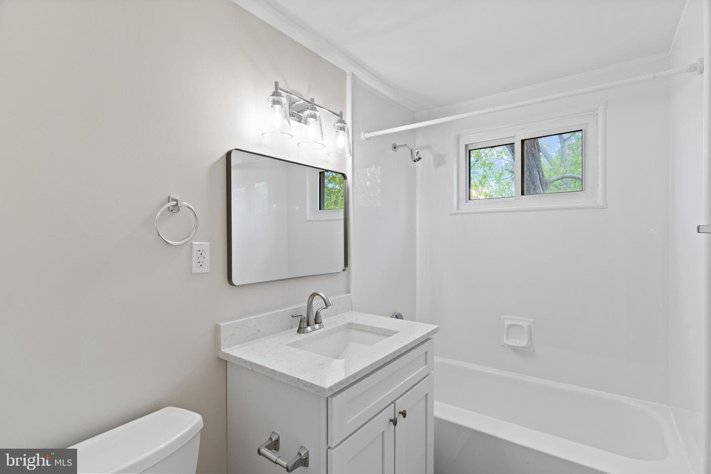 5105 Walport Lane photo 21