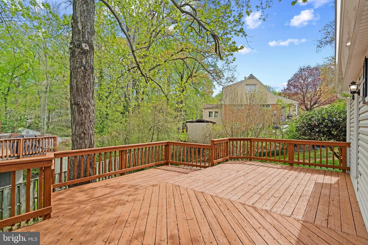 5105 Walport Lane photo 27