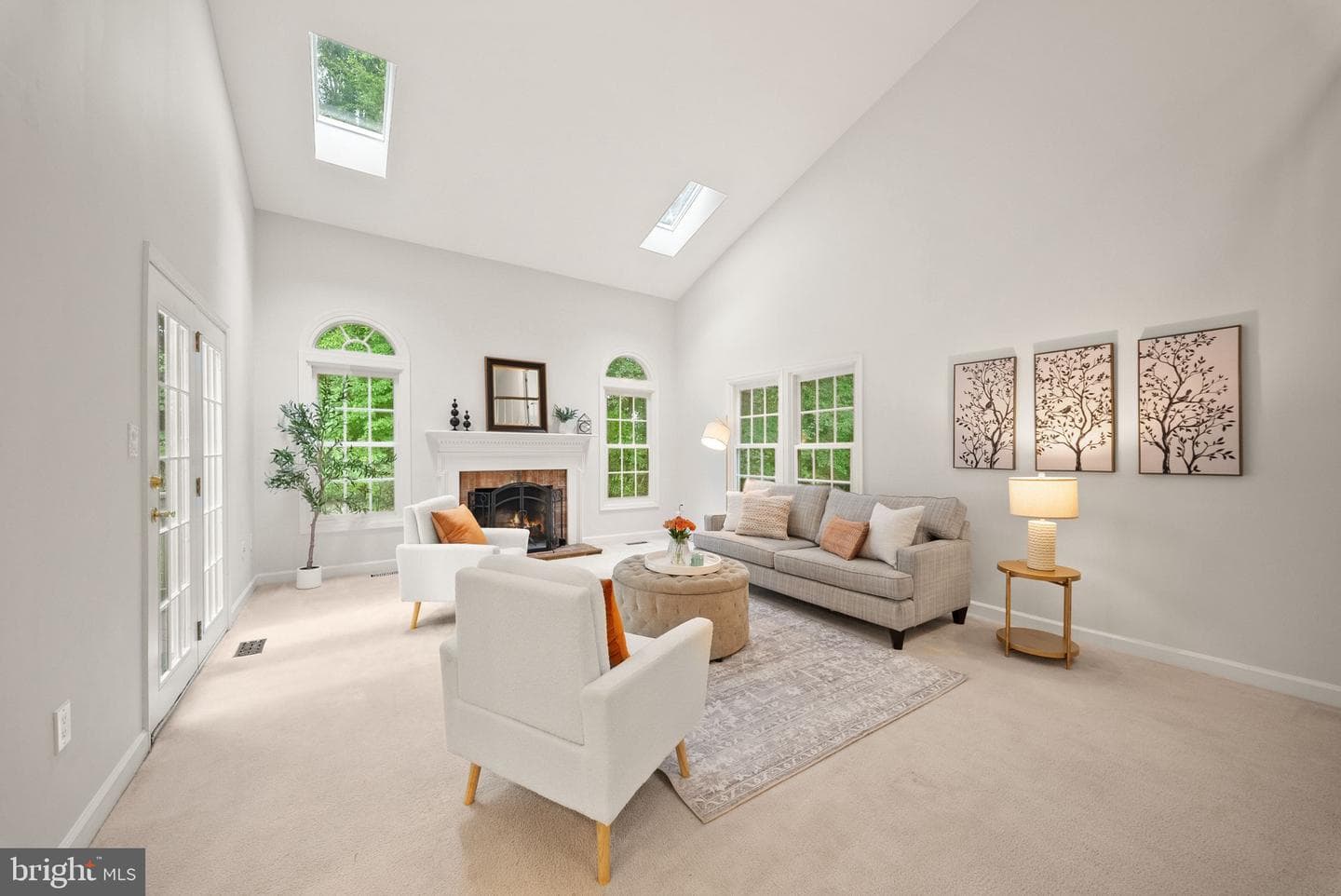 8722 Foxhall Terrace photo 8