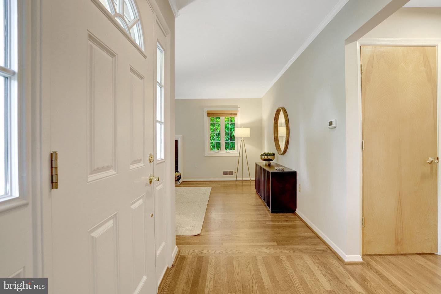 2106 Basset Street photo 3