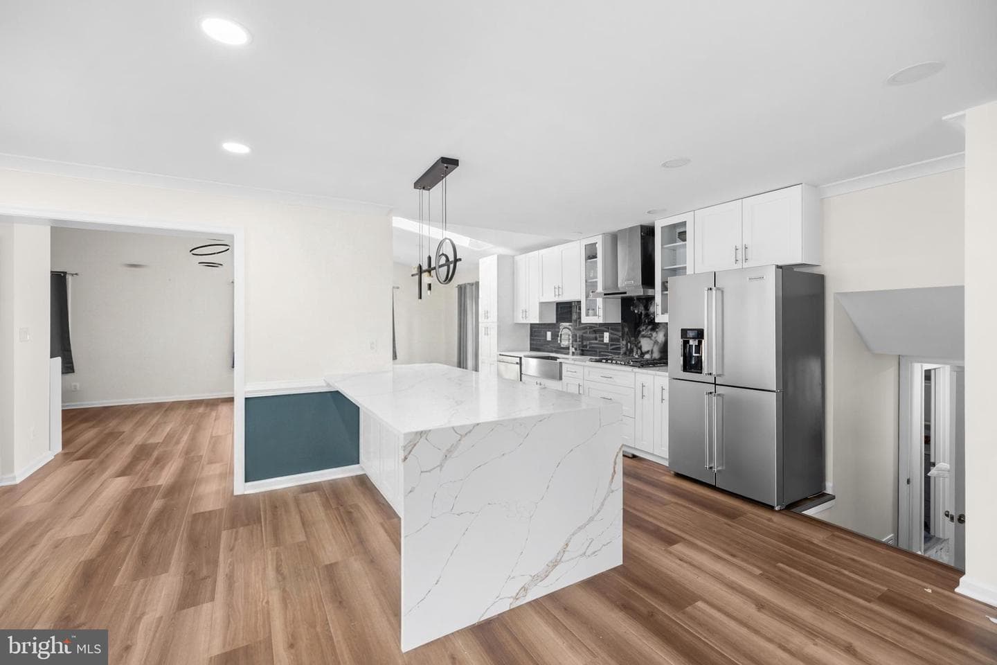 7402 Dunston Street photo 9