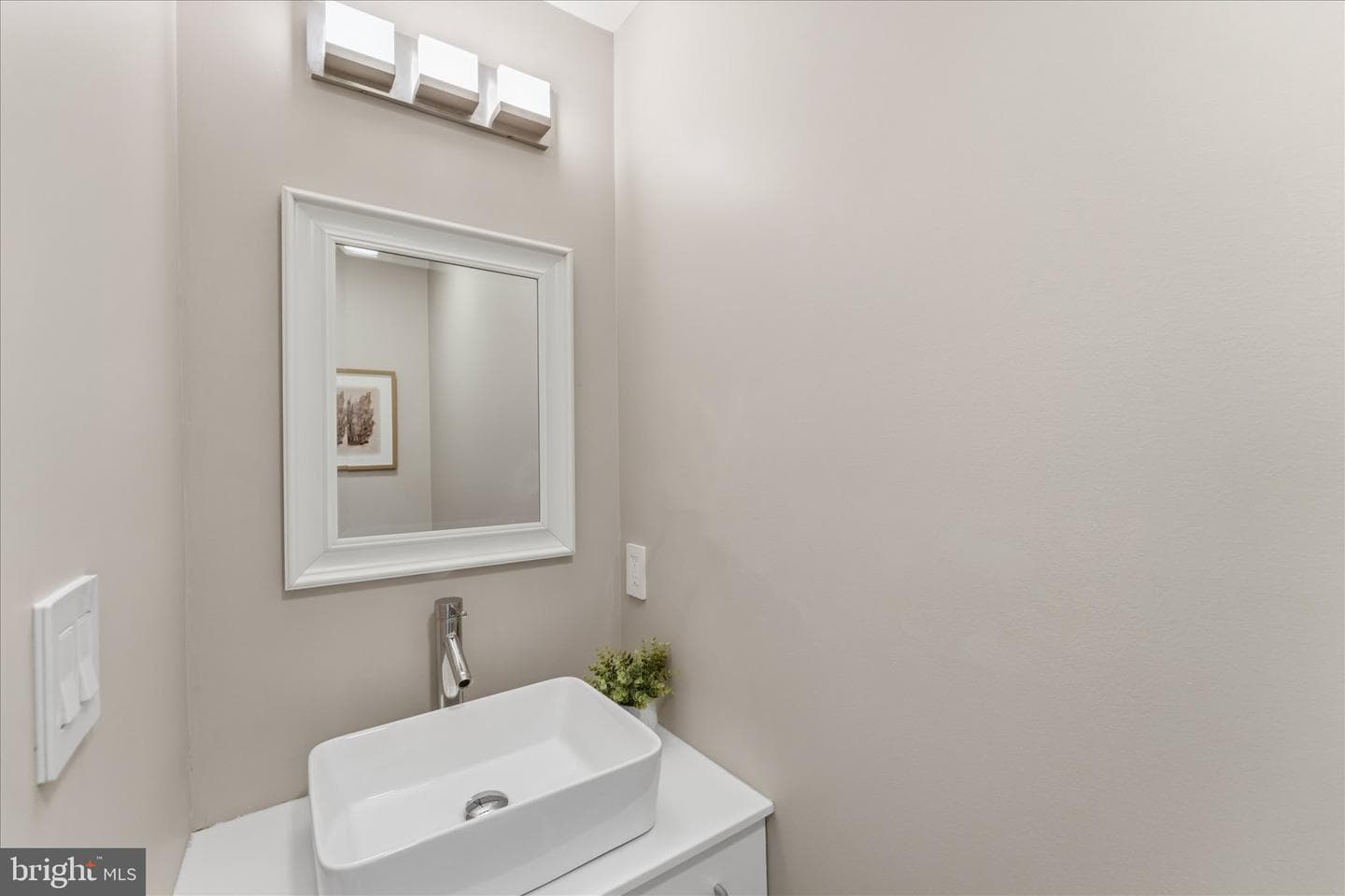 6915 Kingwood Drive photo 25