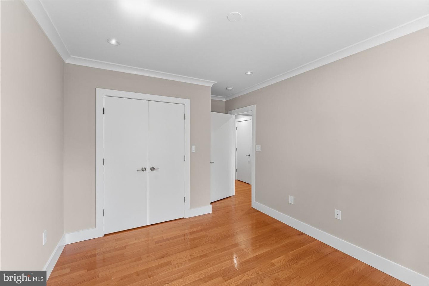 6915 Kingwood Drive photo 27