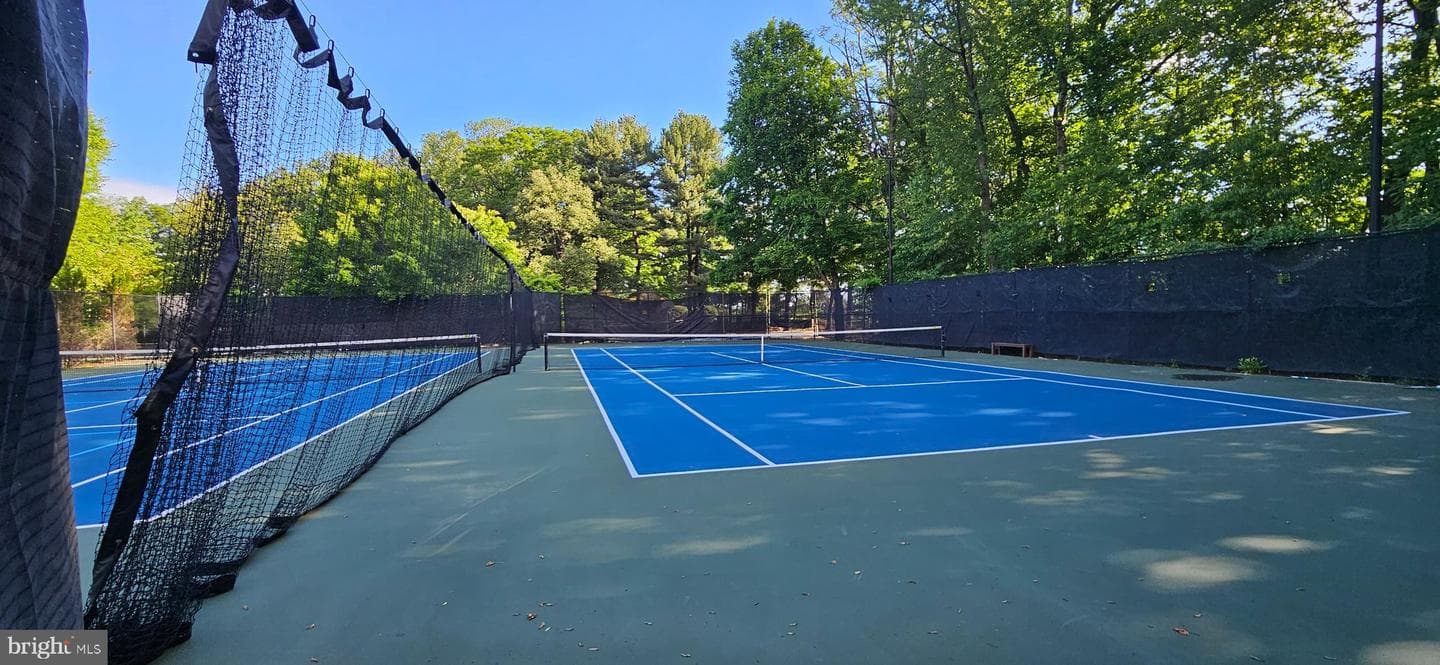 8340 Greensboro Drive #625 photo 38
