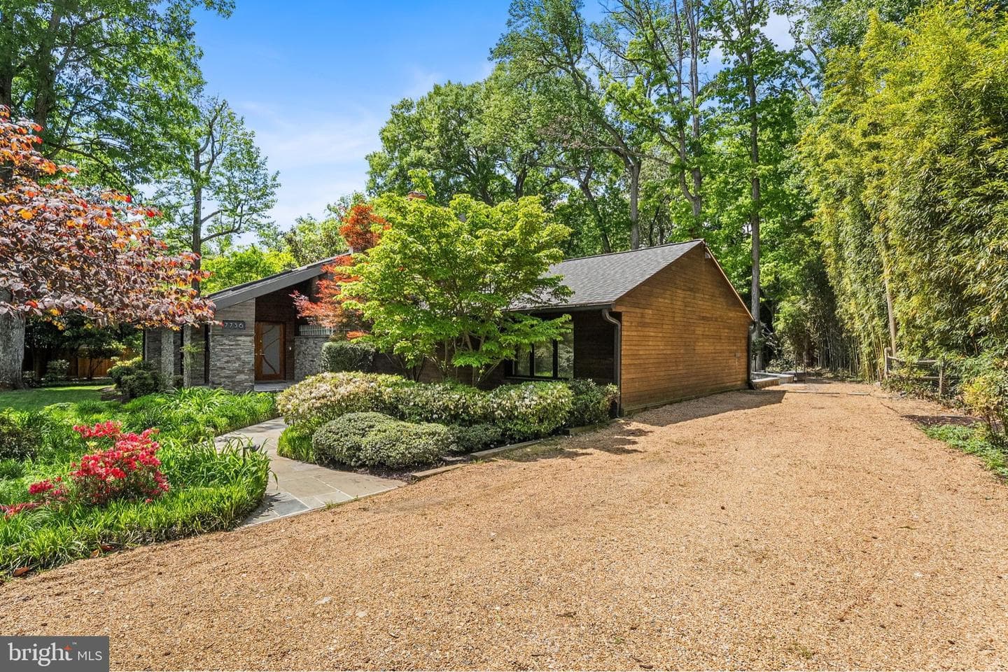7736 Tauxemont Road photo 14