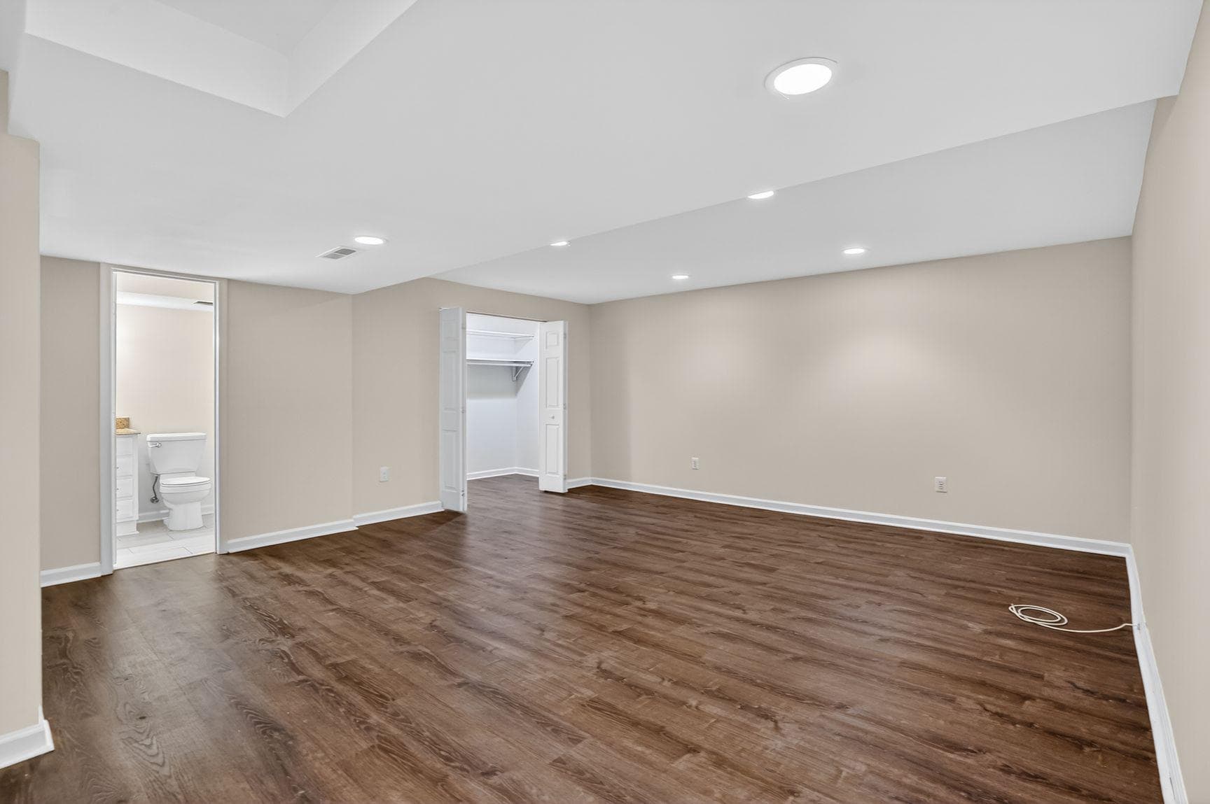 6030 Burnside Landing Drive photo 23