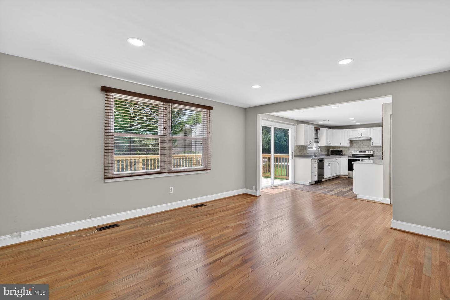 9501 Ironmaster Drive photo 15