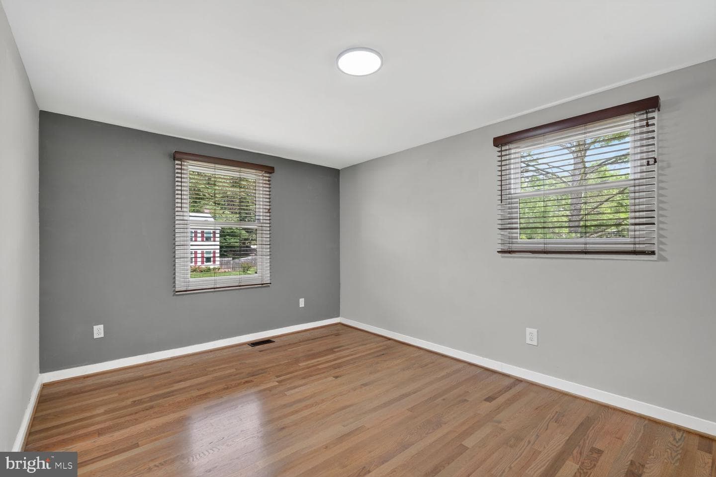 9501 Ironmaster Drive photo 22