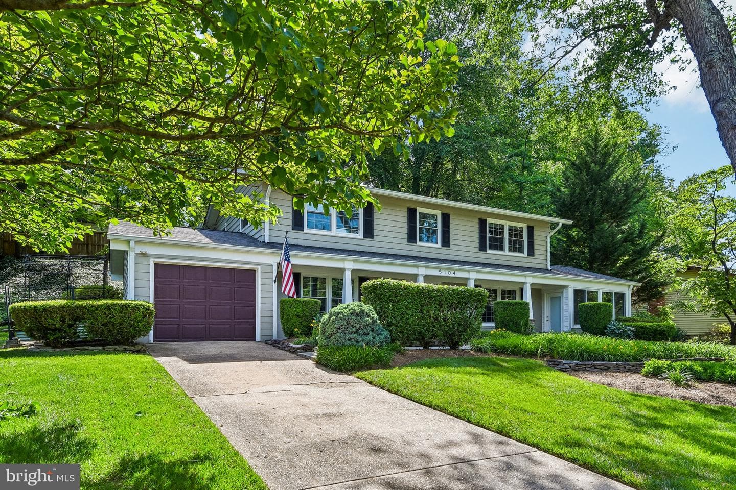 5104 Southampton Drive photo 2