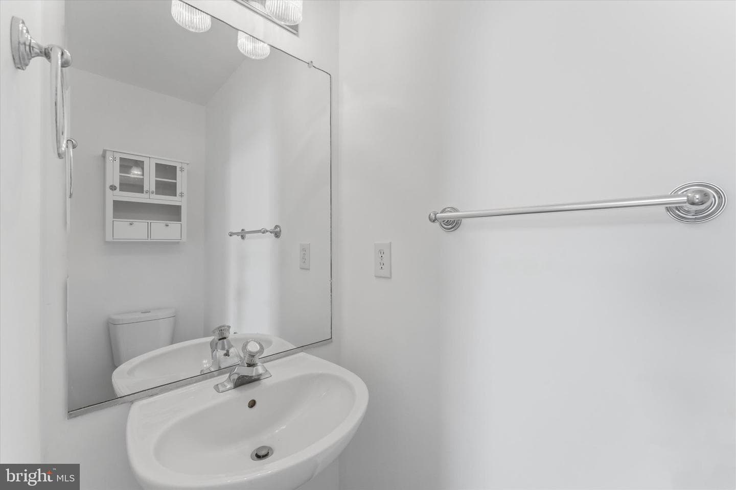 2550 James Monroe Circle photo 28