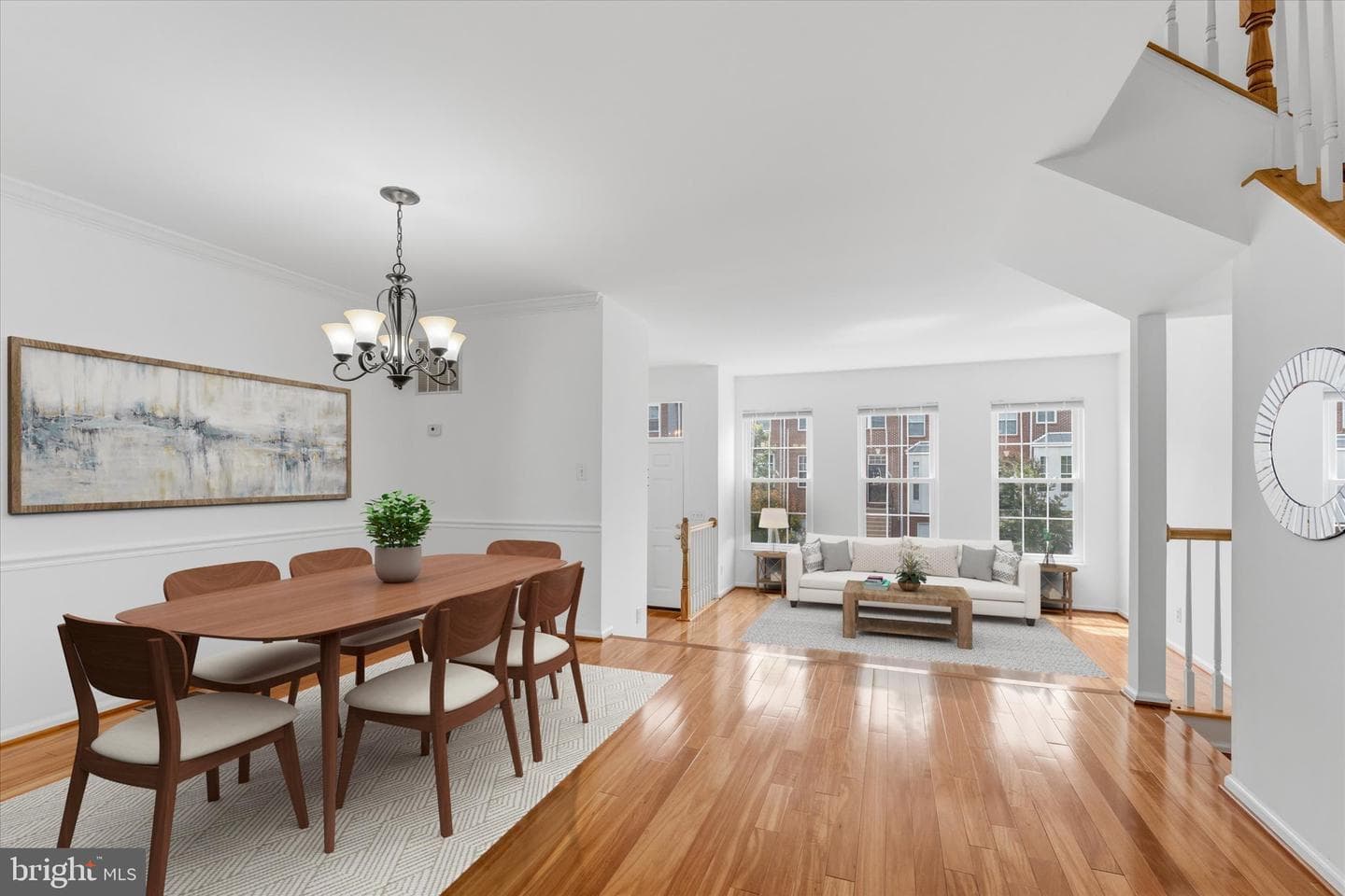 2550 James Monroe Circle photo 4
