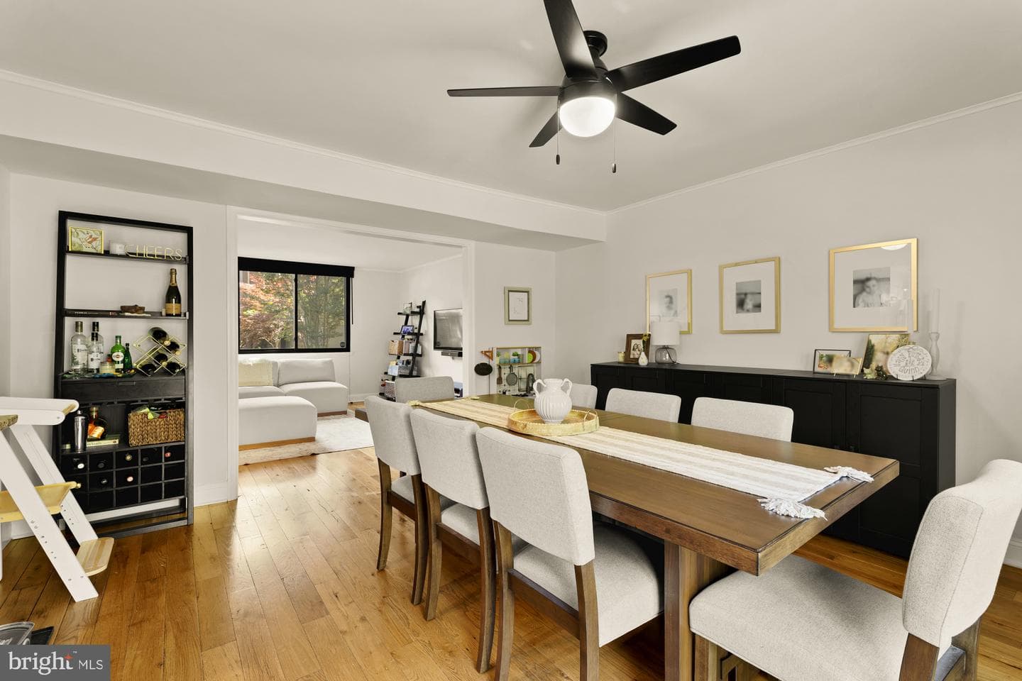 11170 Forest Edge Drive photo 9