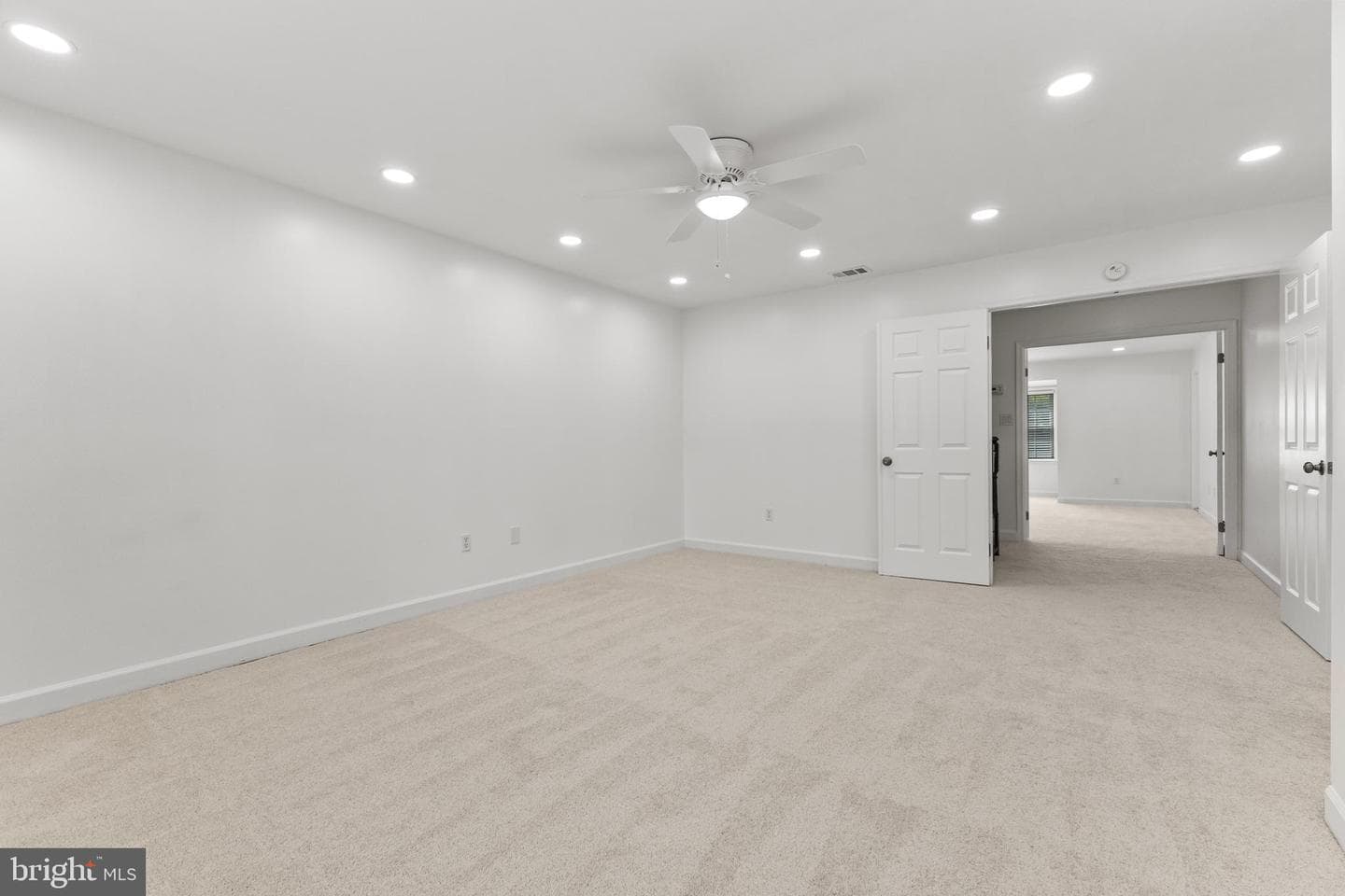 6308 Chaucer View Circle photo 21