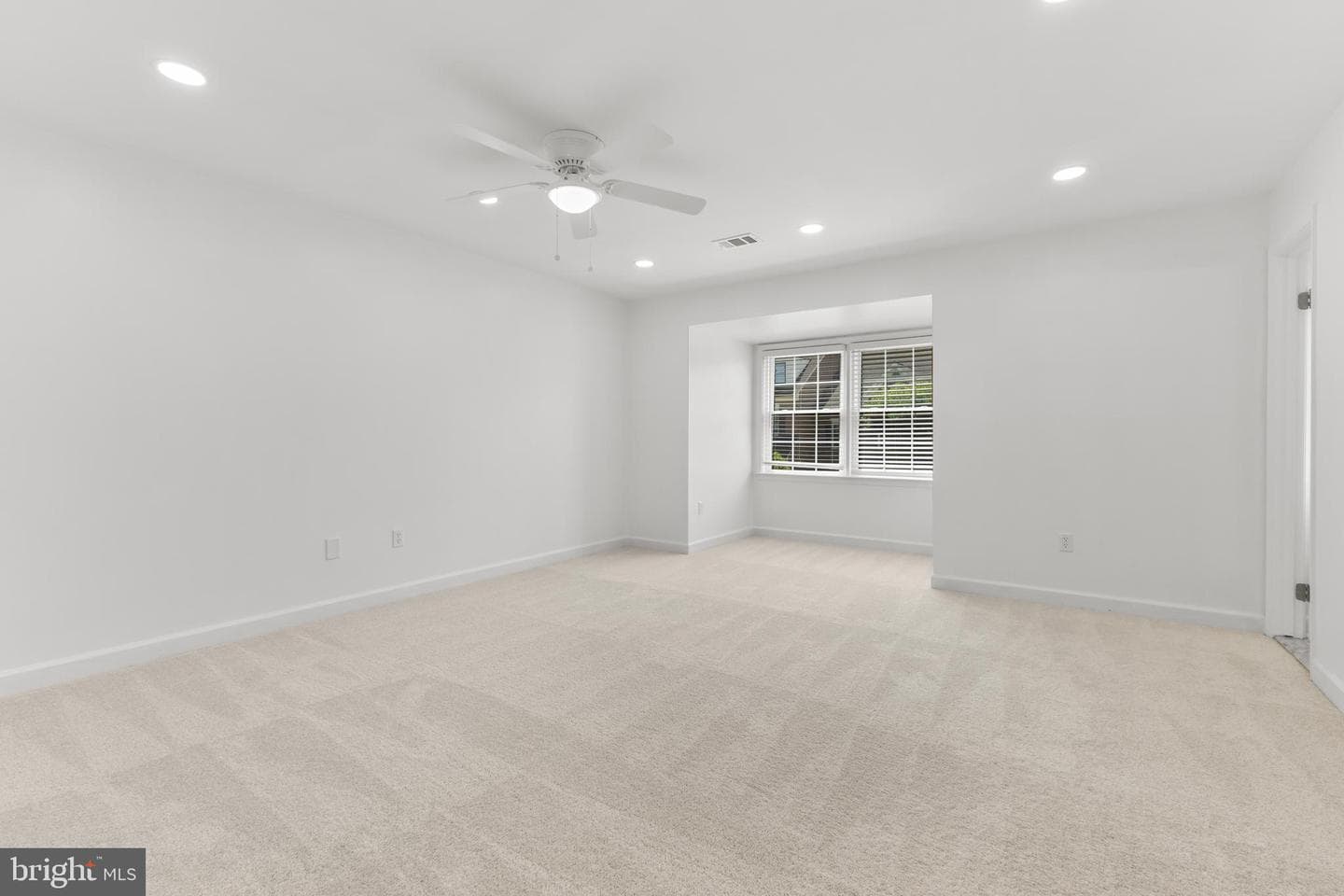 6308 Chaucer View Circle photo 26