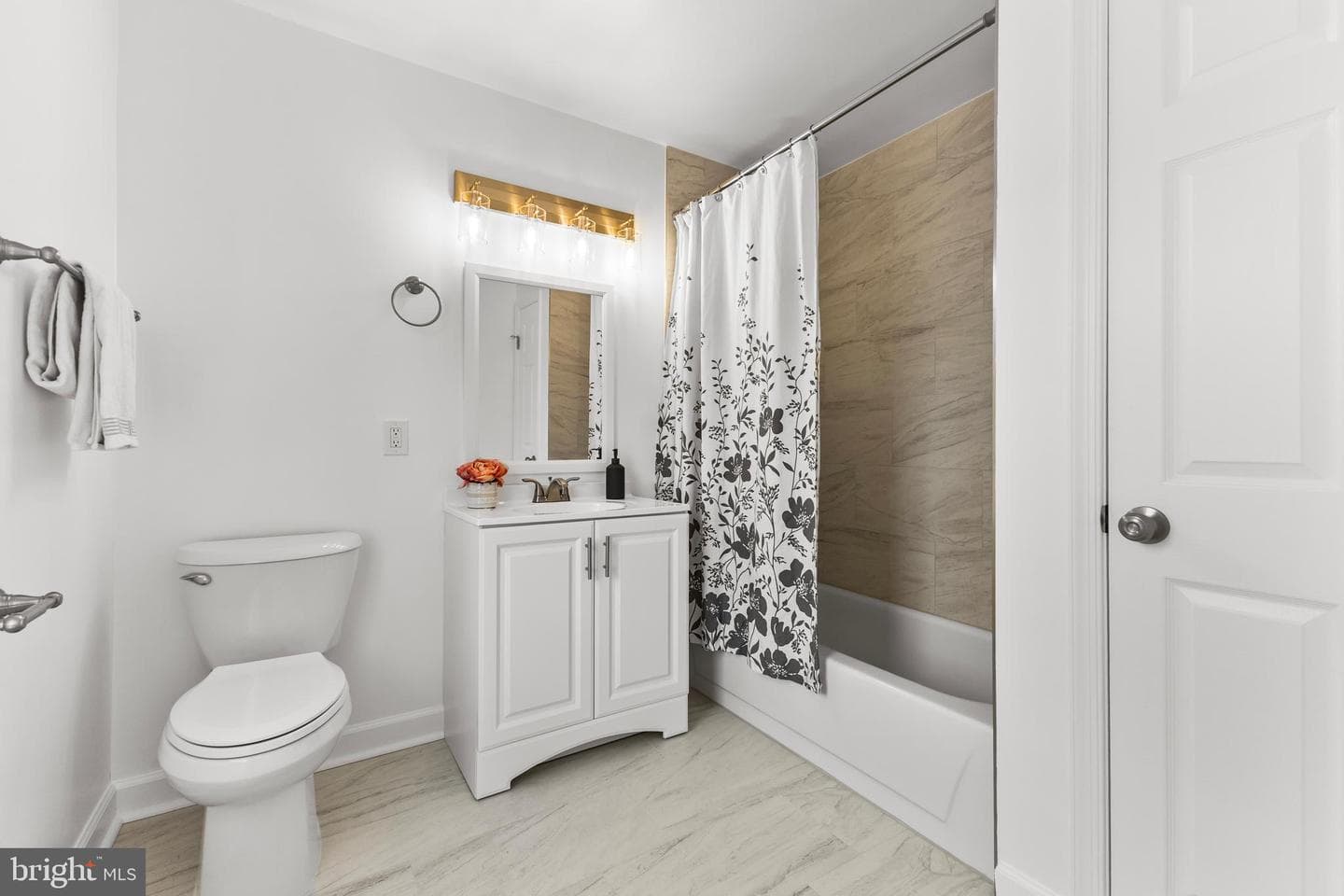 6308 Chaucer View Circle photo 29