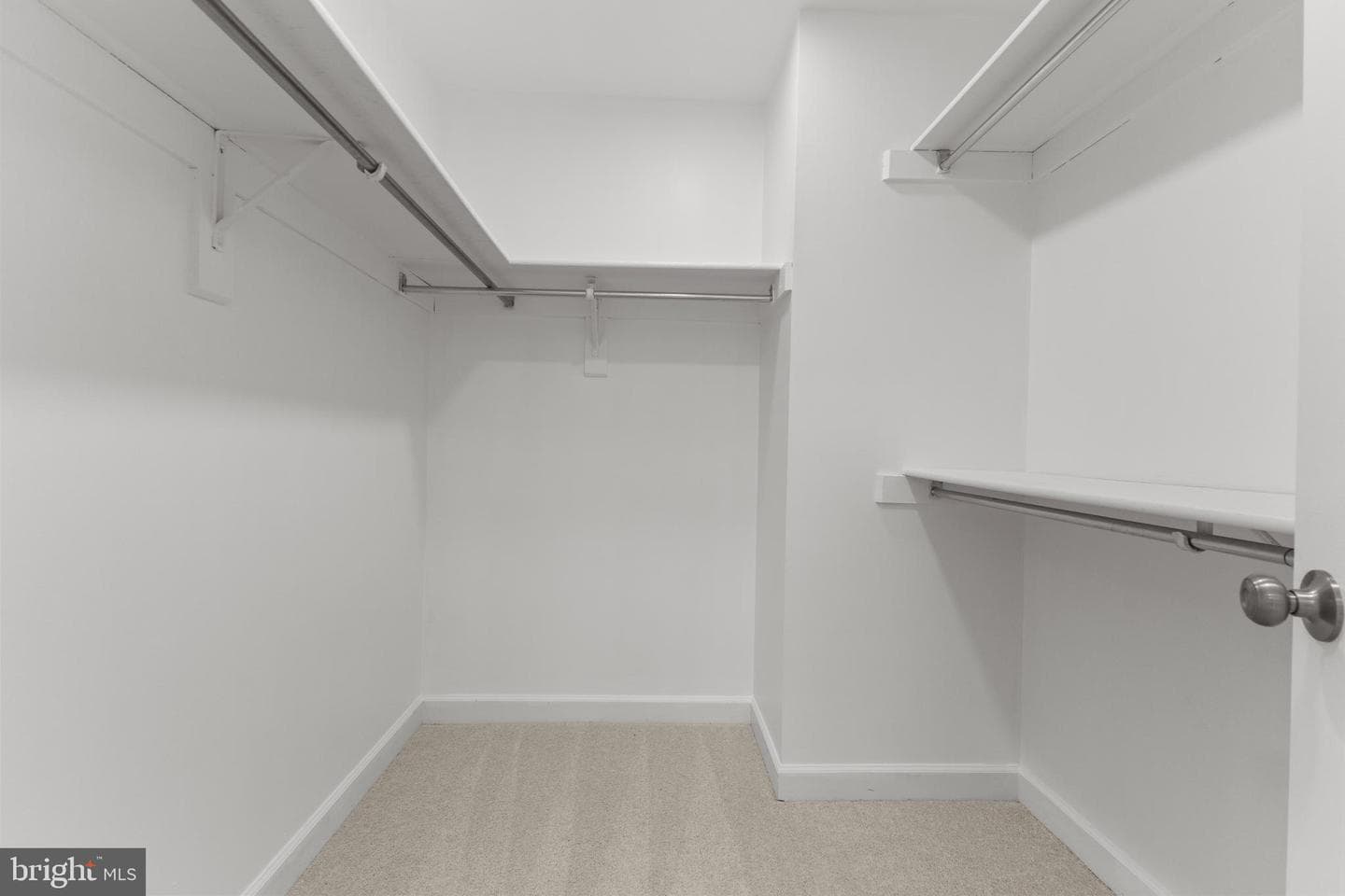 6308 Chaucer View Circle photo 30